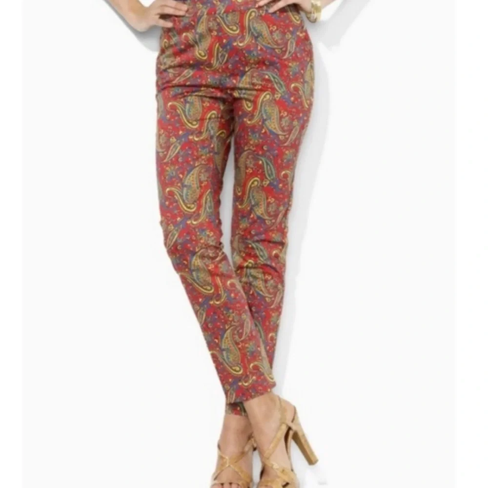 Lauren Ralph Lauren women's red payslei print pants. Size 6